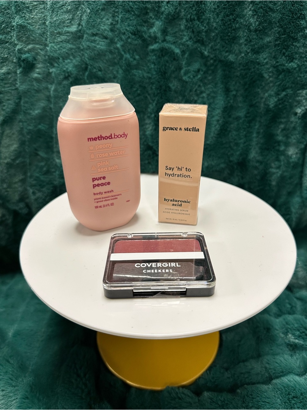 Makeup-Body wash.